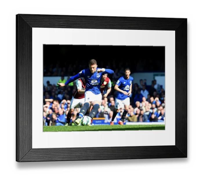 Framed Print : Barclays Premier League - Everton v Burnley - Goodison Park Framed Print : Barclays Premier League - Everton v Burnley - Goodison Park