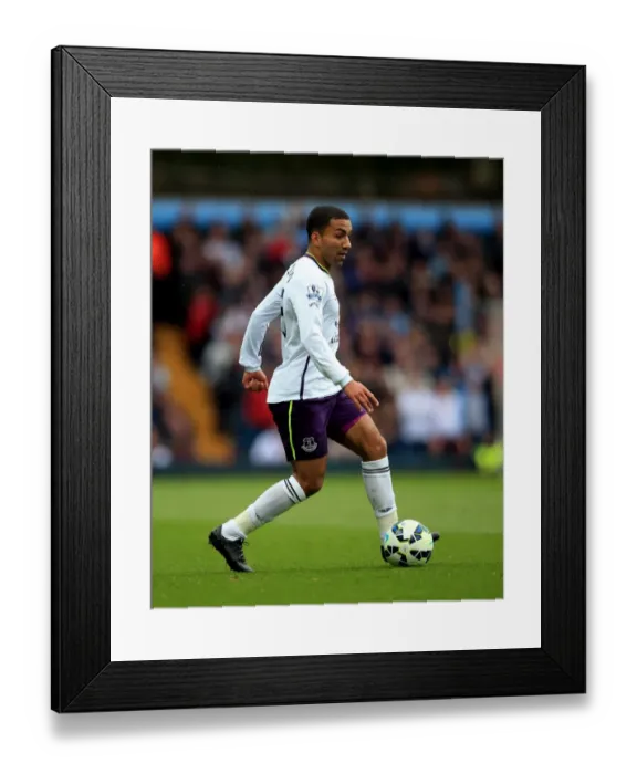 Framed Print : Aaron Lennon in Action: Everton vs. Aston Villa - Barclays Premier League Framed Print : Aaron Lennon in Action: Everton vs. Aston Villa - Barclays Premier League