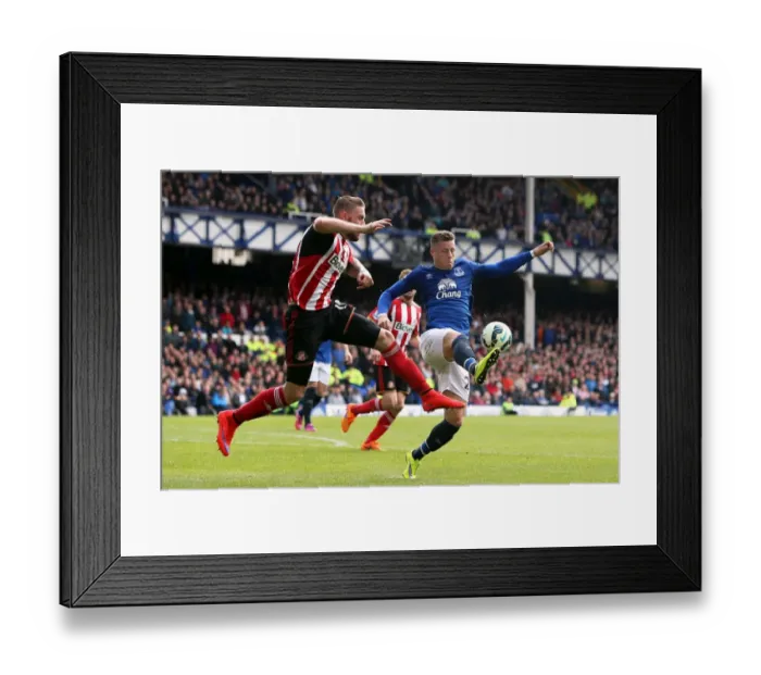 Framed Print : Battling for Control: Ross Barkley vs Connor Wickham in the Everton vs Sunderland Clash Framed Print : Battling for Control: Ross Barkley vs Connor Wickham in the Everton vs Sunderland Clash