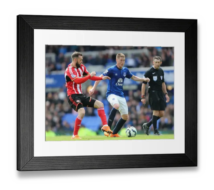 Framed Print : Clash at Goodison Park: McCarthy vs. Fletcher - Everton vs. Sunderland, Premier League Showdown