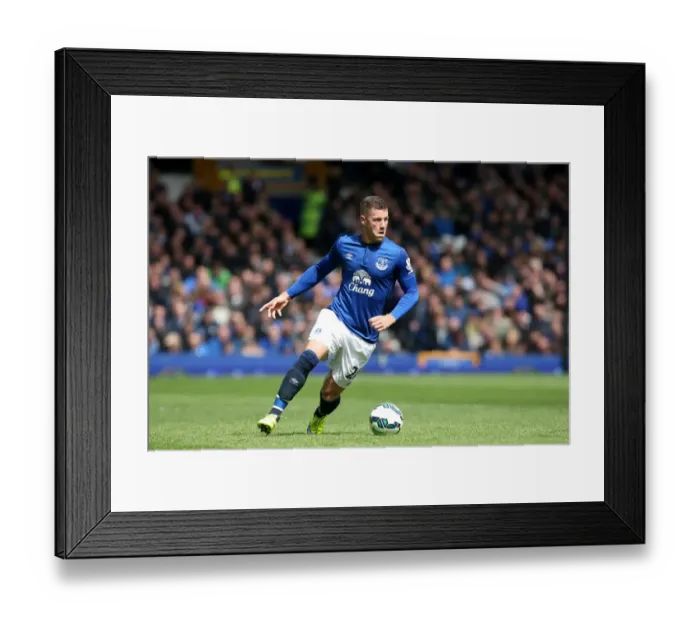 Framed Print : Ross Barkley in Action: Everton vs Sunderland, Premier League at Goodison Park
