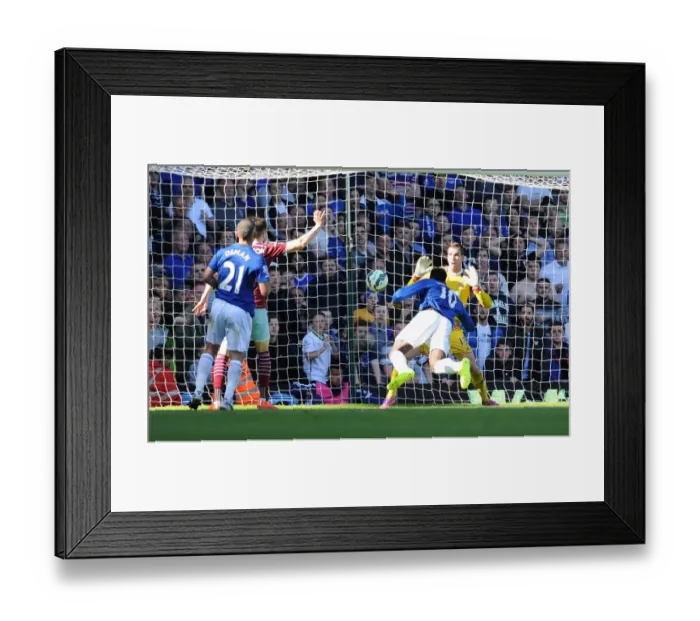 Framed Print : Lukaku Scores Everton's Second Goal Against West Ham at Upton Park (2015 Premier League)