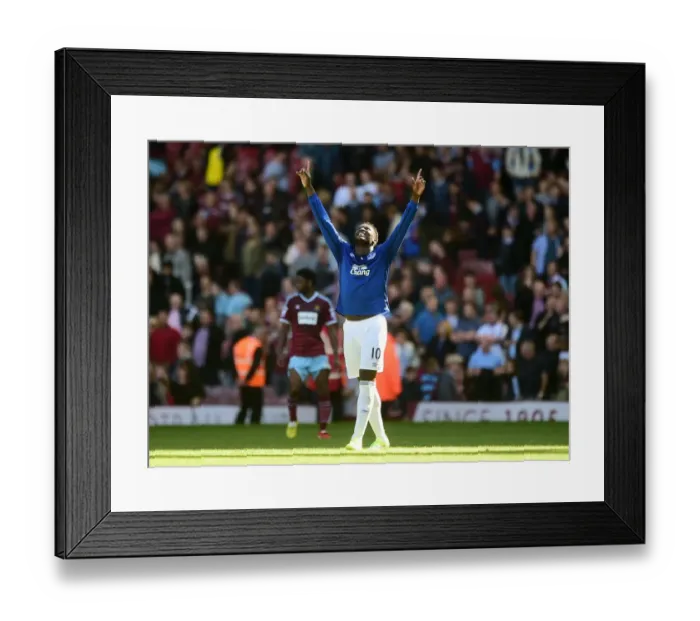 Framed Print : Everton's Romelu Lukaku: Double Delight - Celebrating His Second Goal Against West Ham United in the Premier League Framed Print : Everton's Romelu Lukaku: Double Delight - Celebrating His Second Goal Against West Ham United in the Premier League