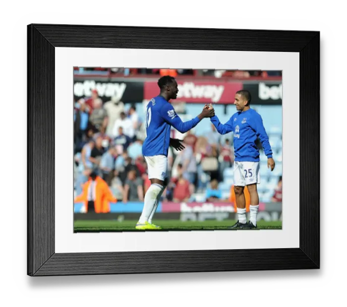 Framed Print : Everton's Lukaku and Lennon in Action: A Battle at Upton Park vs. West Ham United Framed Print : Everton's Lukaku and Lennon in Action: A Battle at Upton Park vs. West Ham United