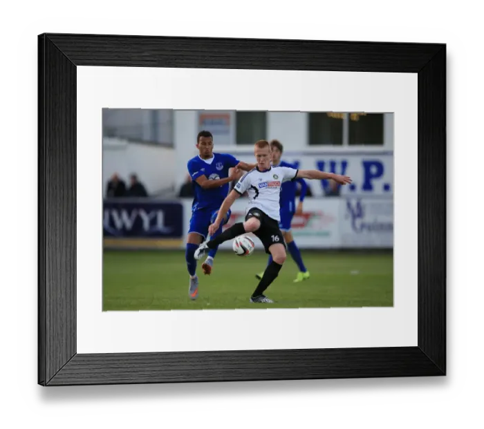 Framed Print : David Henen vs. Aaron Bowen: A Tactical Showdown in Everton U21s Pre-Season Clash