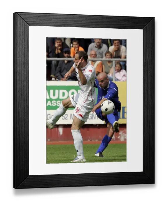Framed Print : Wilmos Vanczak, Andy Van Der Meyde Framed Print : Wilmos Vanczak, Andy Van Der Meyde
