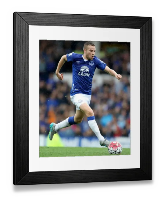Framed Print : Tom Cleverley Faces Manchester City: Everton vs. Manchester City, Barclays Premier League, Goodison Park Framed Print : Tom Cleverley Faces Manchester City: Everton vs. Manchester City, Barclays Premier League, Goodison Park