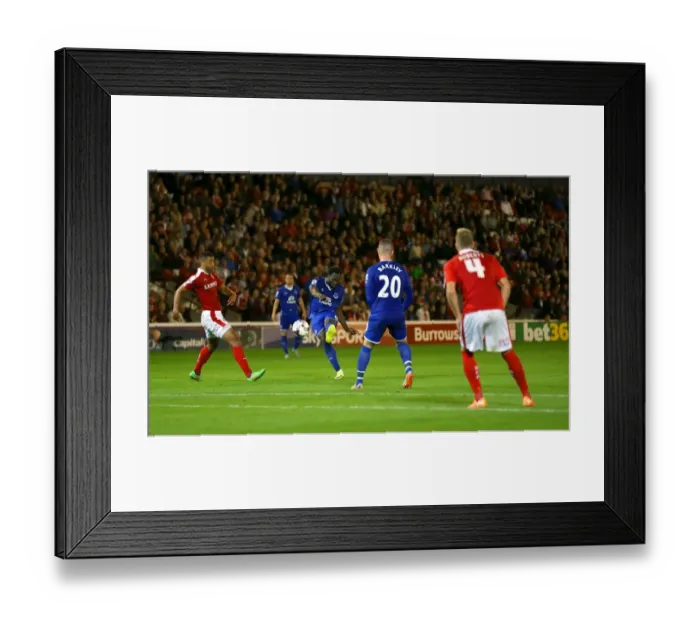 Framed Print : Everton's Lukaku Tries to Secure Capital One Cup Victory Against Barnsley in Extra Time Framed Print : Everton's Lukaku Tries to Secure Capital One Cup Victory Against Barnsley in Extra Time