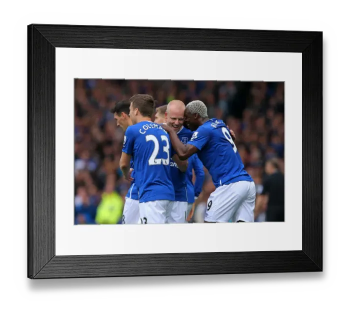 Framed Print : Everton's Double Delight: Naismith Scores Second Against Chelsea Framed Print : Everton's Double Delight: Naismith Scores Second Against Chelsea