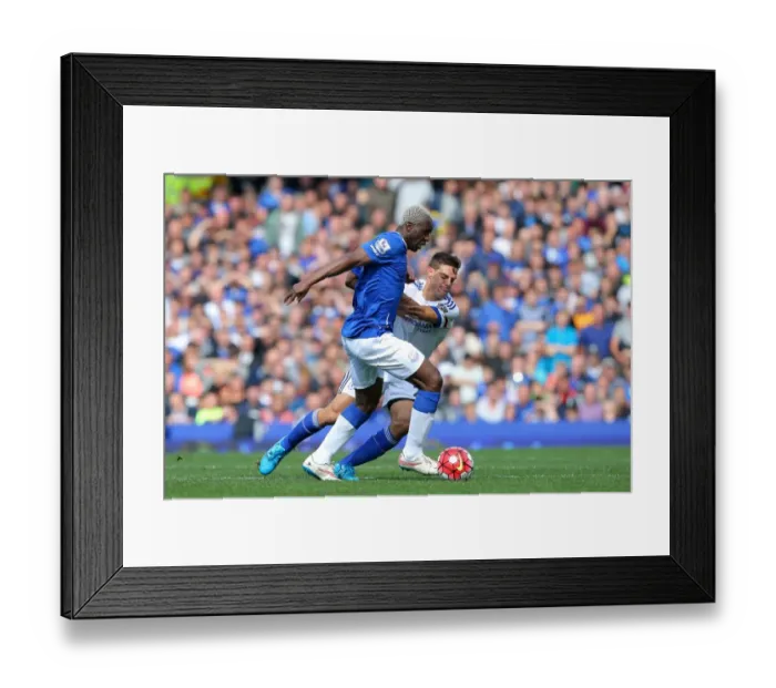 Framed Print : Clash at Goodison Park: Arouna Kone vs. Cesar Azpilicueta - Everton vs. Chelsea Framed Print : Clash at Goodison Park: Arouna Kone vs. Cesar Azpilicueta - Everton vs. Chelsea