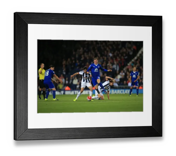 Framed Print : Battle for the Ball: West Bromwich Albion vs. Everton - Premier League Framed Print : Battle for the Ball: West Bromwich Albion vs. Everton - Premier League