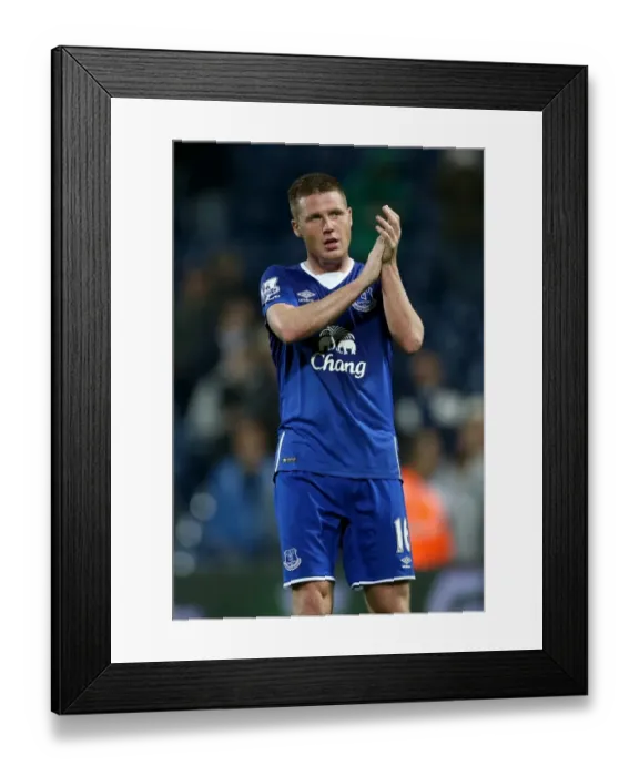 Framed Print : Everton's James McCarthy: Thrilling Celebration as Toffees Secure Victory Over West Bromwich Albion in Premier League