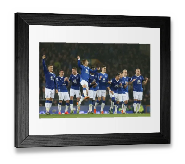 Framed Print : Everton's Penalty Triumph: Capital One Cup Victory over Norwich City