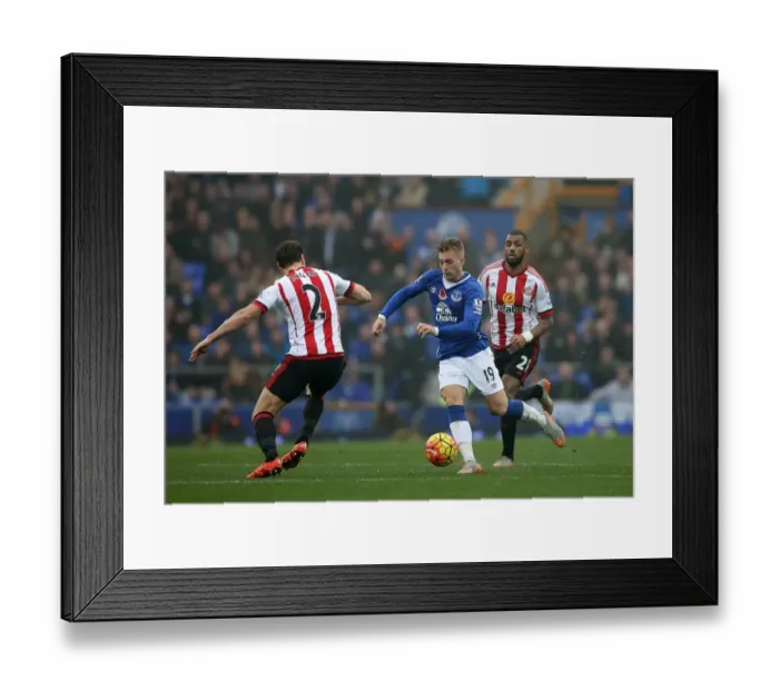 Framed Print : Deulofeu in Action: Everton vs Sunderland, Premier League at Goodison Park Framed Print : Deulofeu in Action: Everton vs Sunderland, Premier League at Goodison Park