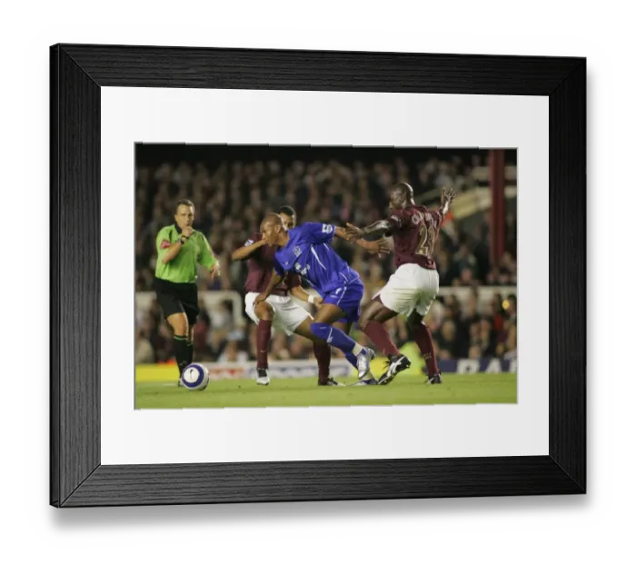 Framed Print : Marcus Bent: Outsmarting Defenders Campbell and Silva - A Moment of Brilliance Framed Print : Marcus Bent: Outsmarting Defenders Campbell and Silva - A Moment of Brilliance