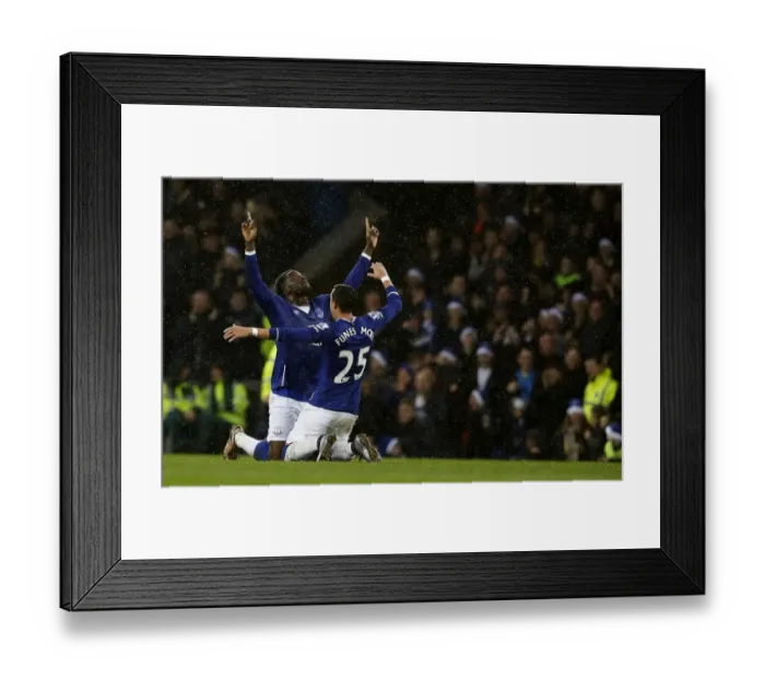 Framed Print : Romelu Lukaku Scores the Opener: Everton vs Leicester City at Goodison Park Framed Print : Romelu Lukaku Scores the Opener: Everton vs Leicester City at Goodison Park
