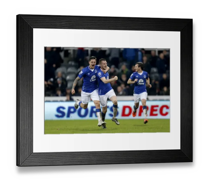 Framed Print : Thrilling Moment: Cleverly and Besic's Euphoric Goal Celebration - Everton's First at St James Park Framed Print : Thrilling Moment: Cleverly and Besic's Euphoric Goal Celebration - Everton's First at St James Park