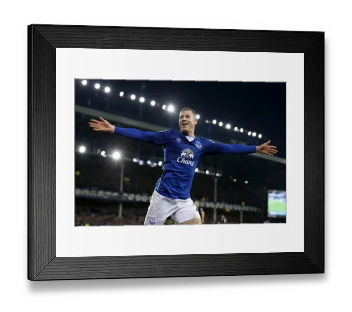 Framed Print : Everton's Double Delight: Ross Barkley's Exuberant Celebration of Deulofeu's Goal vs Stoke City (Barclays Premier League) Framed Print : Everton's Double Delight: Ross Barkley's Exuberant Celebration of Deulofeu's Goal vs Stoke City (Barclays Premier League)
