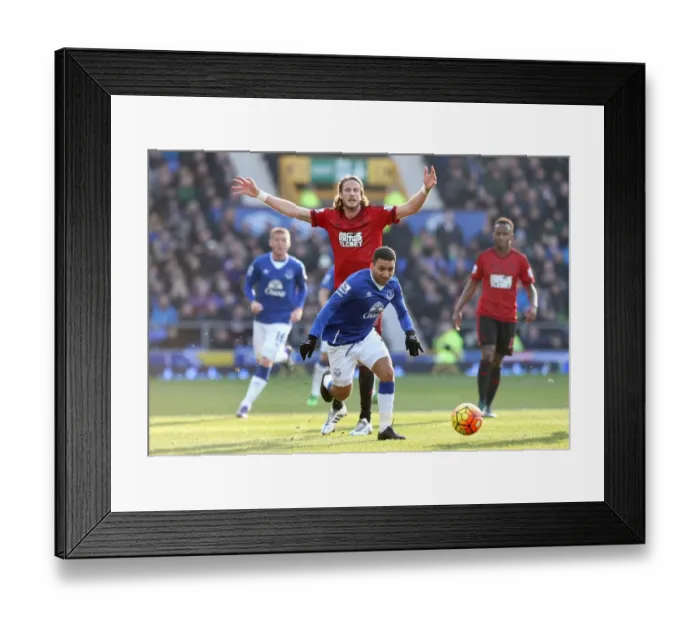 Framed Print : Barclays Premier League - Everton v West Bromwich Albion - Goodison Park Framed Print : Barclays Premier League - Everton v West Bromwich Albion - Goodison Park