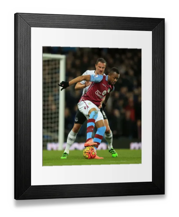 Framed Print : Battle for the Ball: Ayew vs Jagielka - Aston Villa vs Everton in the Premier League Framed Print : Battle for the Ball: Ayew vs Jagielka - Aston Villa vs Everton in the Premier League