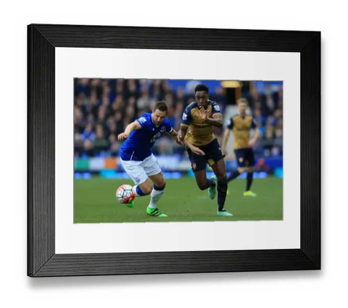 Framed Print : Everton vs Arsenal: Jagielka vs Welbeck - A Football Battle at Goodison Park Framed Print : Everton vs Arsenal: Jagielka vs Welbeck - A Football Battle at Goodison Park