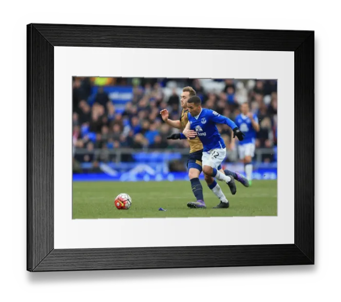 Framed Print : Battle for the Ball: Chambers vs. Lennon - Everton vs. Arsenal, Barclays Premier League, Goodison Park Framed Print : Battle for the Ball: Chambers vs. Lennon - Everton vs. Arsenal, Barclays Premier League, Goodison Park
