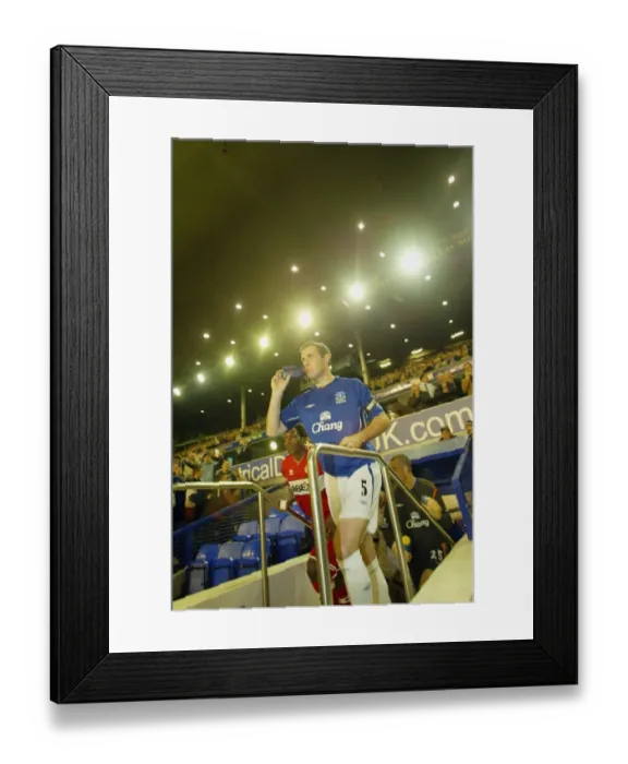 Framed Print : Everton's Unwavering Leader: David Weir Rallies His Team Before the Big Match Framed Print : Everton's Unwavering Leader: David Weir Rallies His Team Before the Big Match