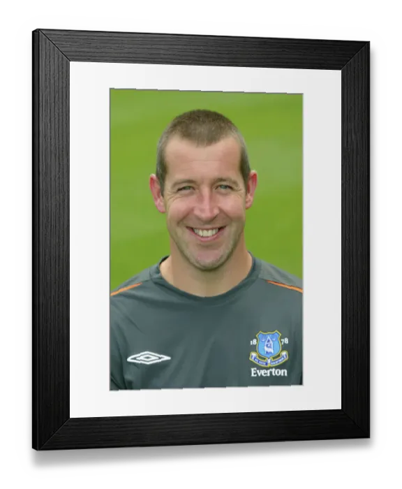 Framed Print : Everton's Unforgettable Guardian: Nigel Martyn Framed Print : Everton's Unforgettable Guardian: Nigel Martyn
