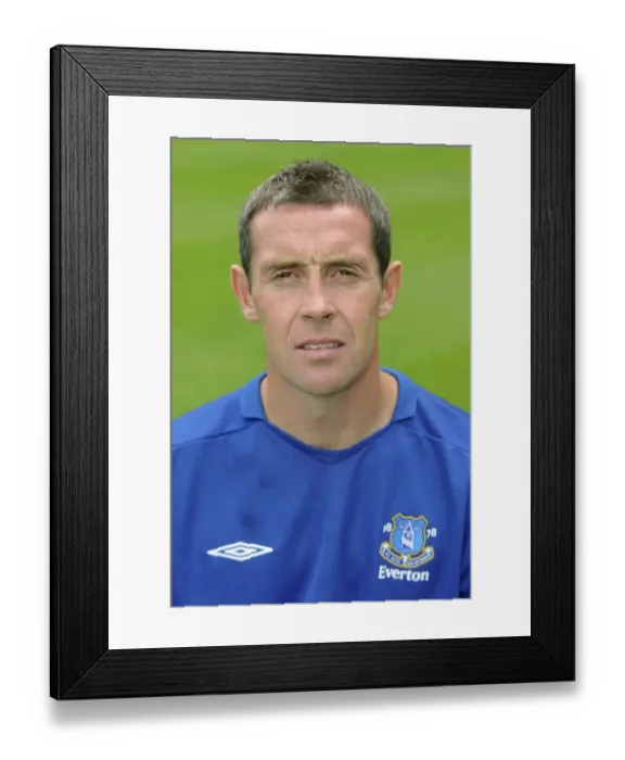 Framed Print : David Weir: Everton's Unyielding Defender
