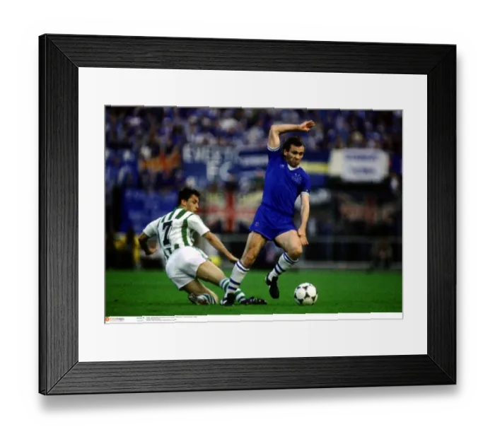Framed Print : Everton's Glory: Peter Reid and the 1985 European Cup Winners Cup Final Victory Framed Print : Everton's Glory: Peter Reid and the 1985 European Cup Winners Cup Final Victory