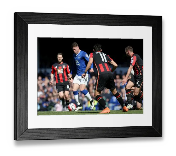 Framed Print : Ross Barkley Chases Down Charlie Daniels: Everton vs AFC Bournemouth, Barclays Premier League, Goodison Park Framed Print : Ross Barkley Chases Down Charlie Daniels: Everton vs AFC Bournemouth, Barclays Premier League, Goodison Park