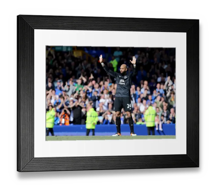 Framed Print : Tim Howard Waves to Everton Fans: Everton FC vs Norwich City, Barclays Premier League - Goodison Park Framed Print : Tim Howard Waves to Everton Fans: Everton FC vs Norwich City, Barclays Premier League - Goodison Park
