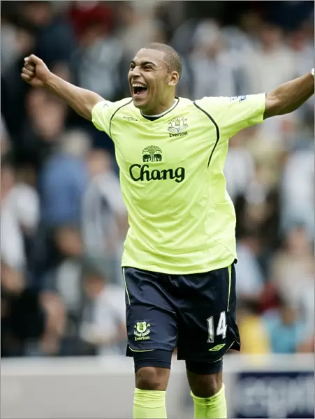 James Vaughan's Thrilling Winning Goal: Everton at The Hawthorns vs West Bromwich Albion, Barclays Premier League (23 / 8 / 08)