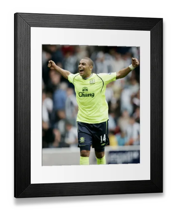 Framed Print : James Vaughan's Thrilling Winning Goal: Everton at The Hawthorns vs West Bromwich Albion, Barclays Premier League (23 / 8 / 08) Framed Print : James Vaughan's Thrilling Winning Goal: Everton at The Hawthorns vs West Bromwich Albion, Barclays Premier League (23 / 8 / 08)