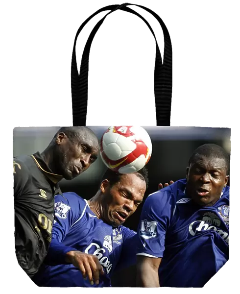 Lescott and Yakubu vs Campbell: Everton vs Portsmouth Clash in Barclays Premier League, 2008