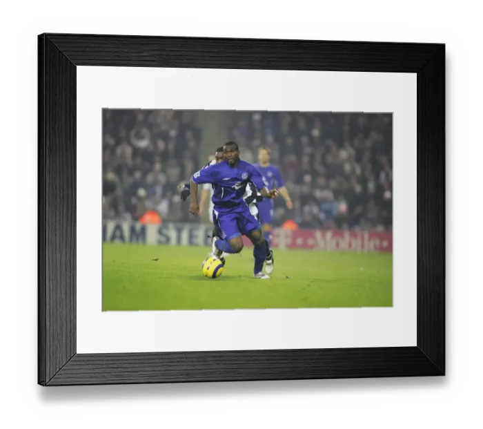 Framed Print : Joseph Yobo Framed Print : Joseph Yobo