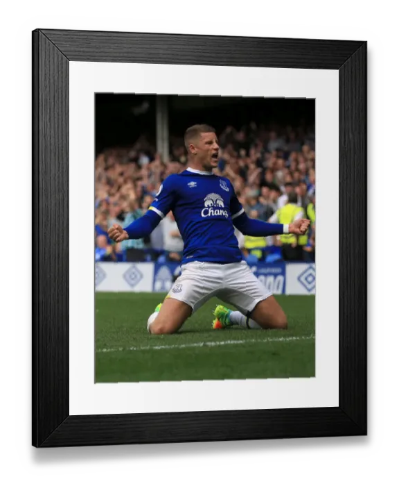 Framed Print : Ross Barkley's Stunner: Everton's First Goal vs. Tottenham Hotspur at Goodison Park