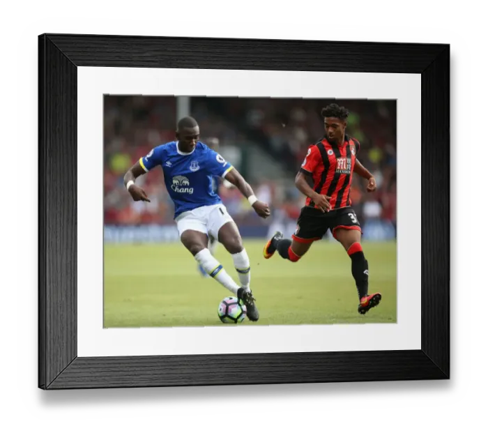 Framed Print : Premier League - AFC Bournemouth v Everton - Vitality Stadium Framed Print : Premier League - AFC Bournemouth v Everton - Vitality Stadium