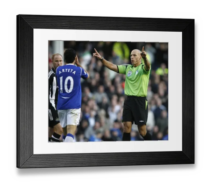 Framed Print : Howard Webb Referees Everton vs Newcastle United in the Barclays Premier League (08 / 09), Goodison Park Framed Print : Howard Webb Referees Everton vs Newcastle United in the Barclays Premier League (08 / 09), Goodison Park