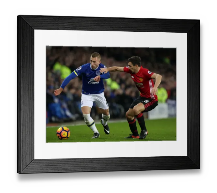 Framed Print : Deulofeu vs. Darmian: Battle for the Ball - Everton vs. Manchester United, Premier League, Goodison Park Framed Print : Deulofeu vs. Darmian: Battle for the Ball - Everton vs. Manchester United, Premier League, Goodison Park