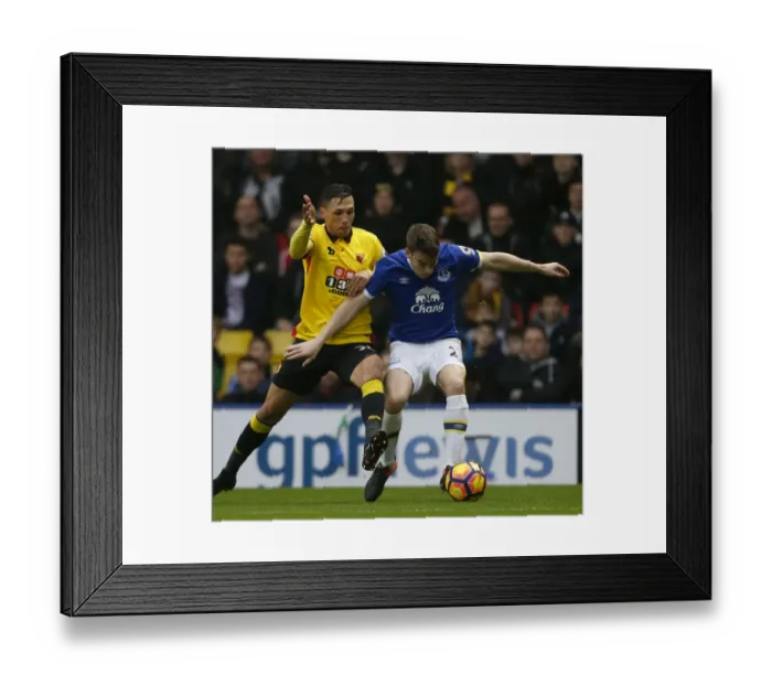Framed Print : Battle for the Ball: Coleman vs. Holebas - Everton vs. Watford Framed Print : Battle for the Ball: Coleman vs. Holebas - Everton vs. Watford