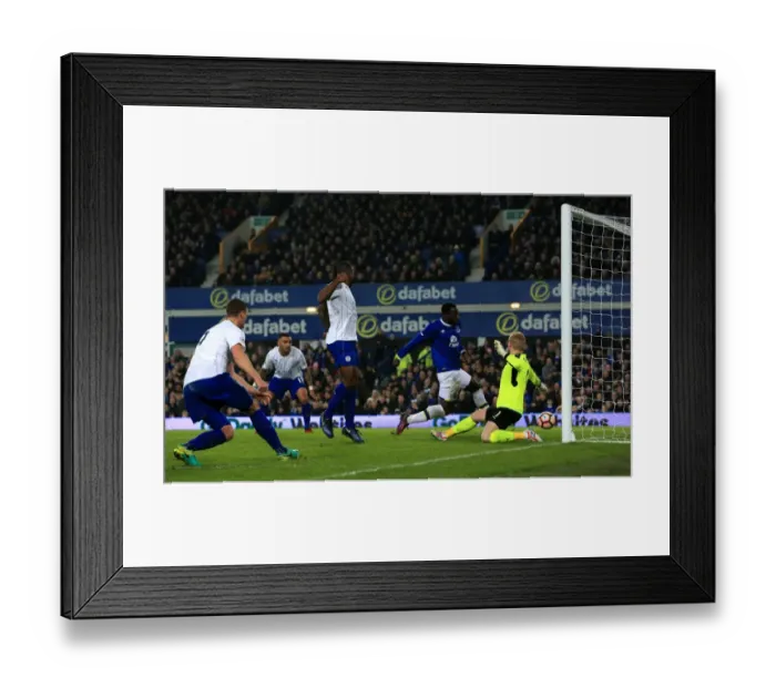 Framed Print : Romelu Lukaku Scores First Goal: Everton vs Leicester City in Emirates FA Cup Third Round at Goodison Park