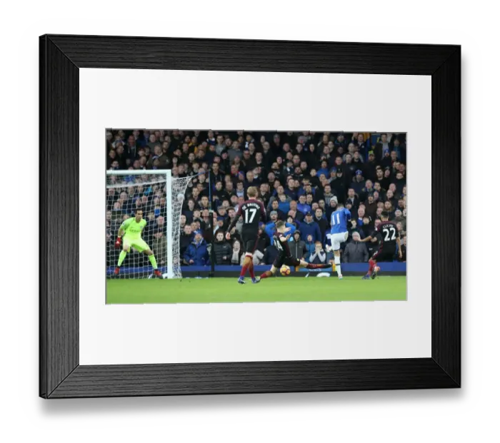 Framed Print : Mirallas's Strike: Everton's Second Goal Against Manchester City