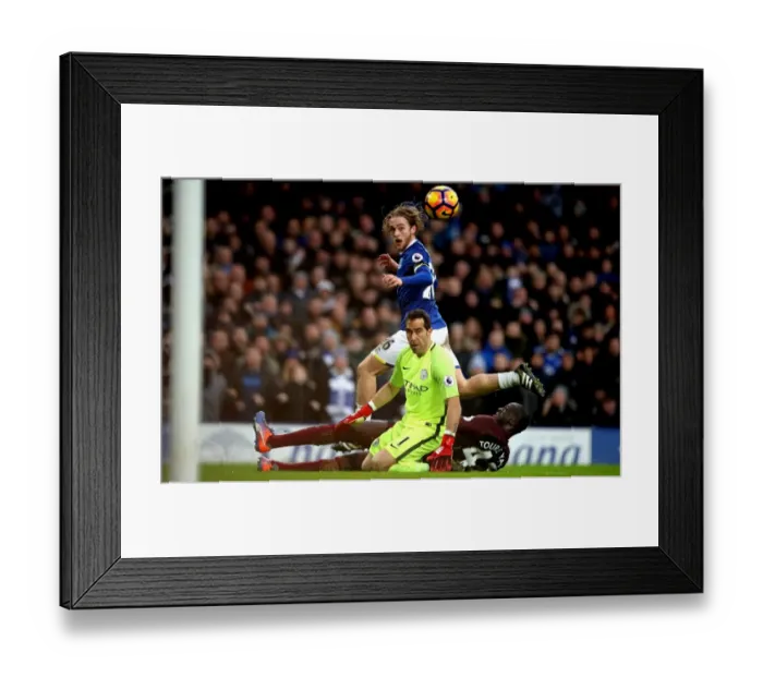 Framed Print : Tom Davies Scores Everton's Third Goal: Everton FC vs Manchester City at Goodison Park (Premier League)