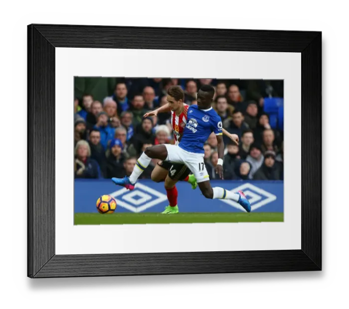 Framed Print : Everton vs Sunderland: A Battle at Goodison Park - Idrissa Gueye vs Adnan Januzaj Framed Print : Everton vs Sunderland: A Battle at Goodison Park - Idrissa Gueye vs Adnan Januzaj