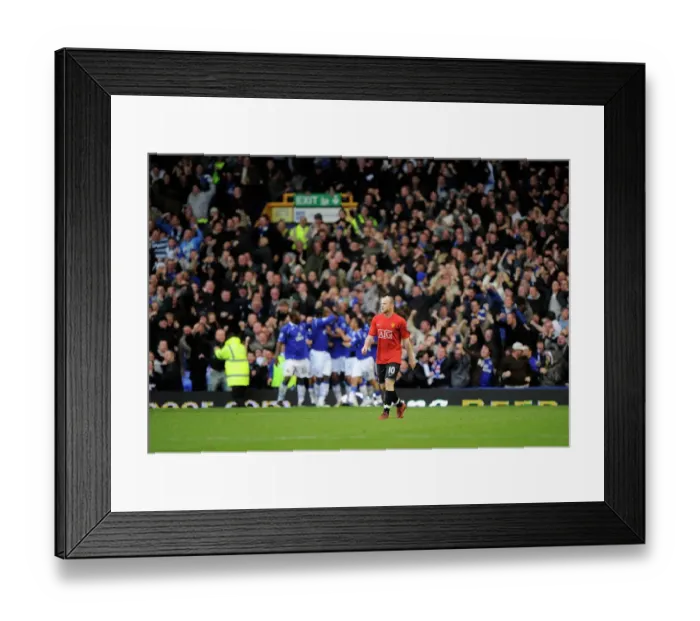 Framed Print : Rooney's Disappointment: Fellaini Scores First Goal for Everton Against Manchester United (08 / 09) Framed Print : Rooney's Disappointment: Fellaini Scores First Goal for Everton Against Manchester United (08 / 09)