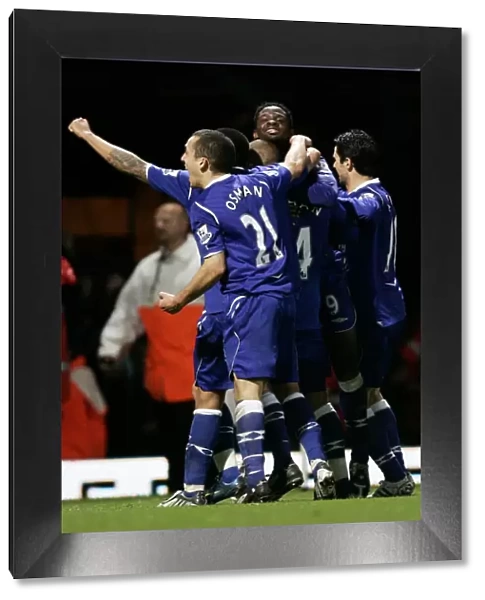 Louis Saha's Hat-Trick: Everton's Thrilling 3-1 Victory over West Ham United in the Barclays Premier League (08 / 11 / 08)