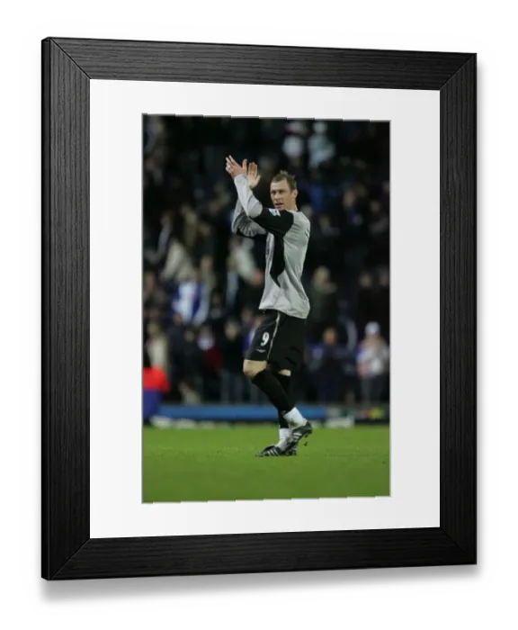 Framed Print : Duncan Ferguson Salutes Everton's Traveling Fans Framed Print : Duncan Ferguson Salutes Everton's Traveling Fans