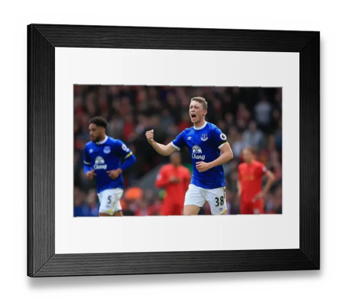 Framed Print : Premier League - Liverpool v Everton - Anfield Framed Print : Premier League - Liverpool v Everton - Anfield