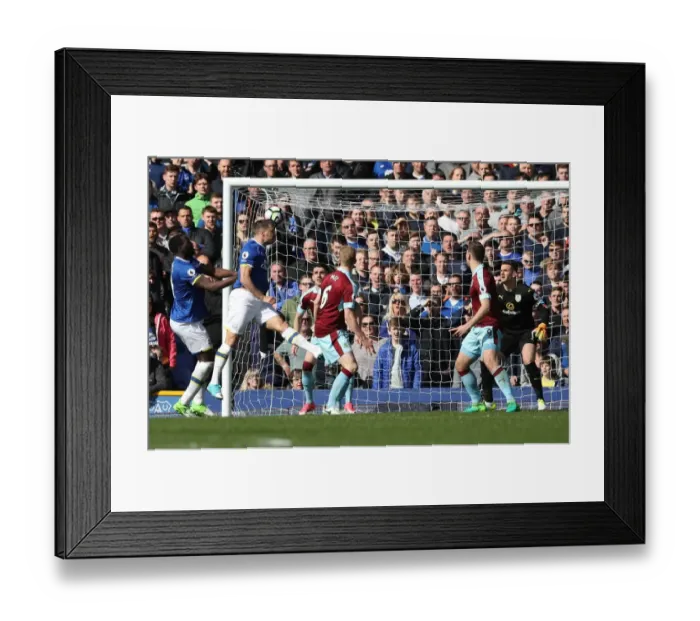 Framed Print : Premier League - Everton v Burnley - Goodison Park Framed Print : Premier League - Everton v Burnley - Goodison Park